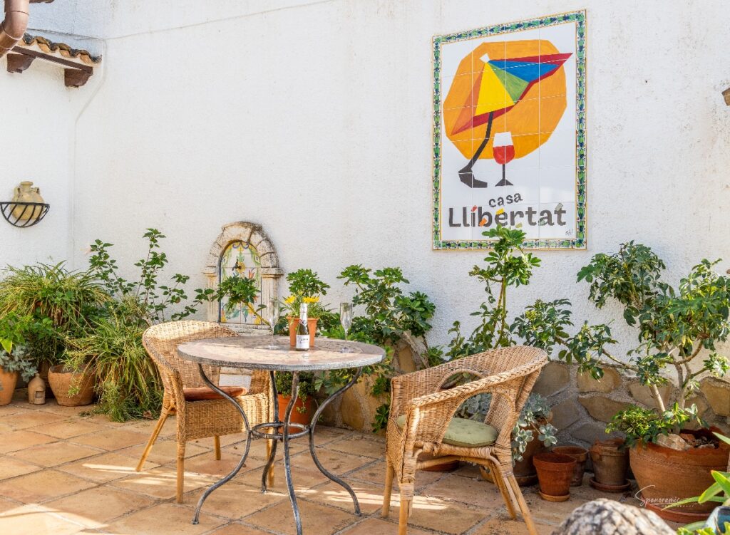 Casa Llibertat est une maison d'hôtes gay friendly à Liber en Alicante