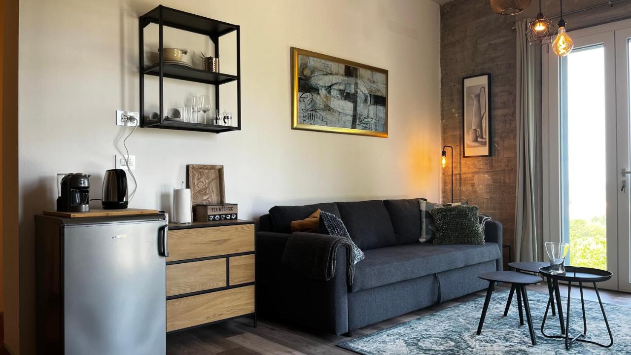 Cascina Giantino est une guesthouse gay men only à Montegrosso d'Asti en Italie dans la région du Piedmont