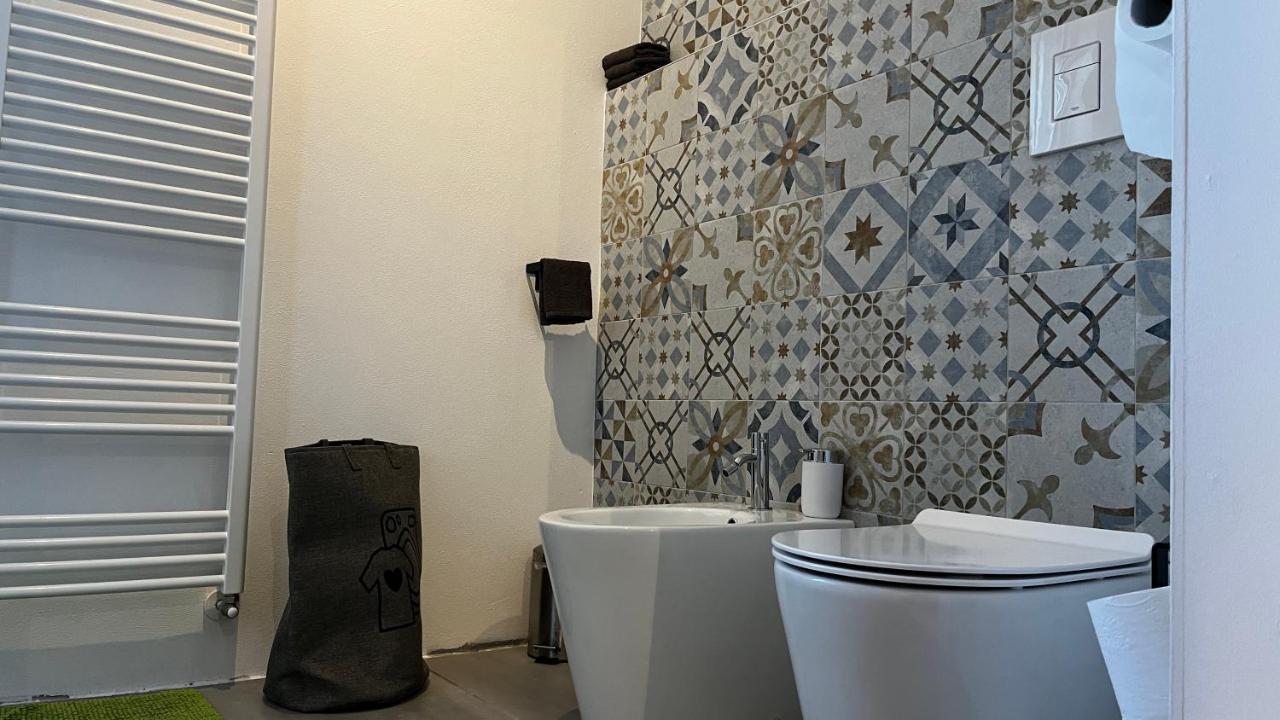 Cascina Giantino est une guesthouse gay men only à Montegrosso d'Asti en Italie dans la région du Piedmont