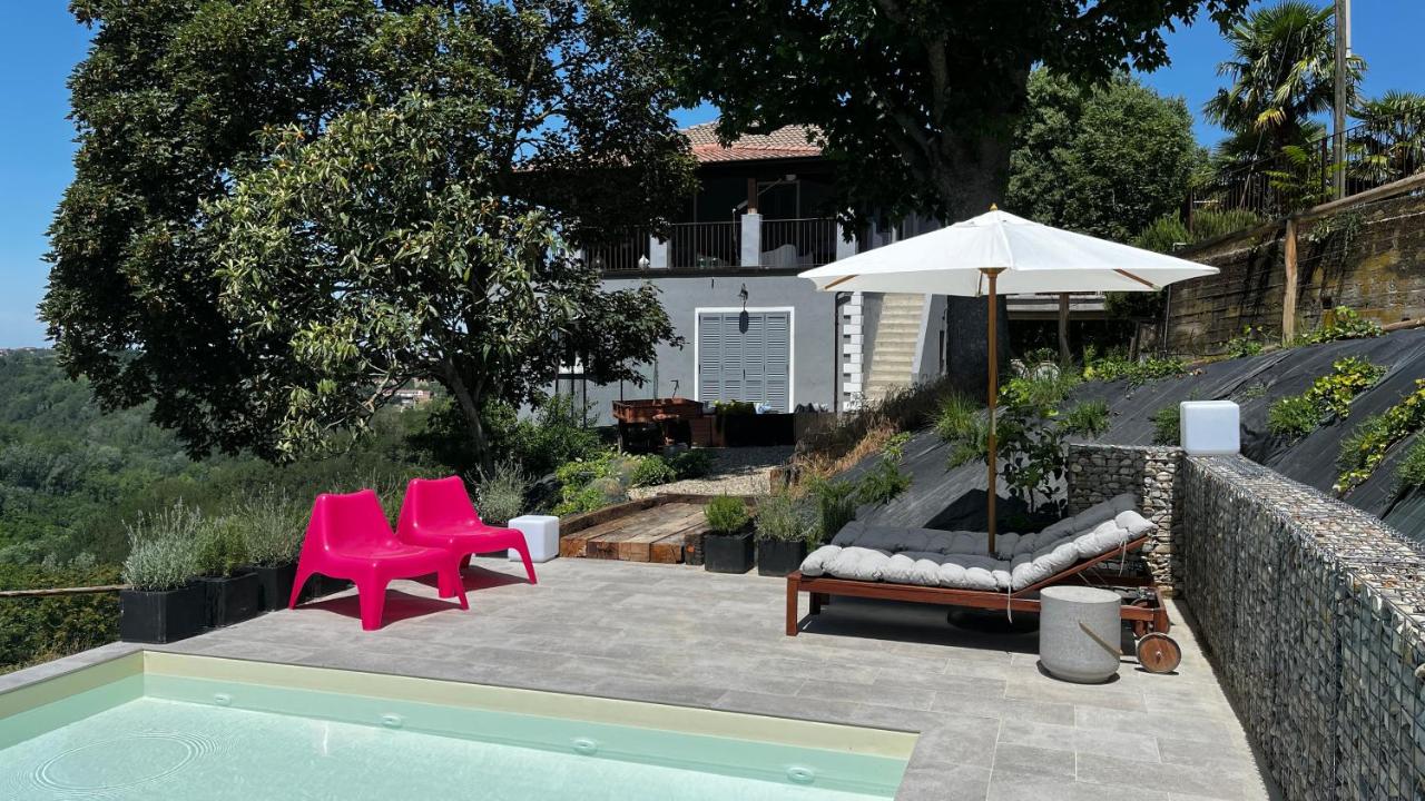 Cascina Giantino est une guesthouse gay men only à Montegrosso d'Asti en Italie dans la région du Piedmont