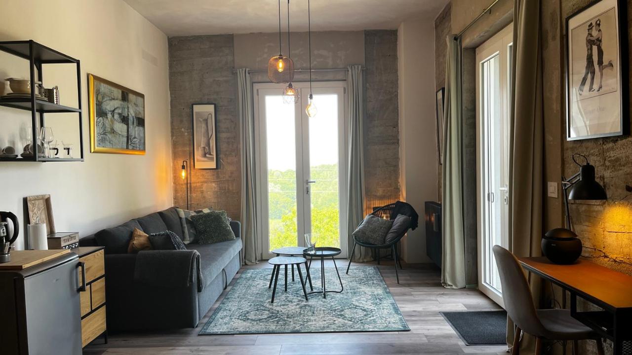 Cascina Giantino est une guesthouse gay men only à Montegrosso d'Asti en Italie dans la région du Piedmont