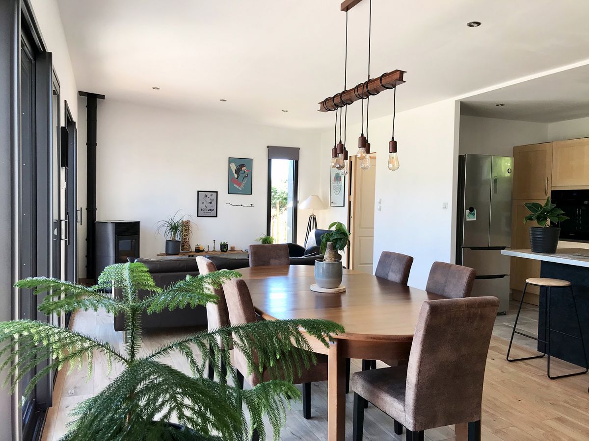 Chambre dans maison en bord de mer sur la Côte de Granit Rose 02