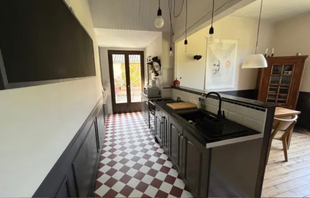 Dépaysement assuré aux portes de la Champagne est une maison d'hôtes gay friendly à Brasles dans Aisne