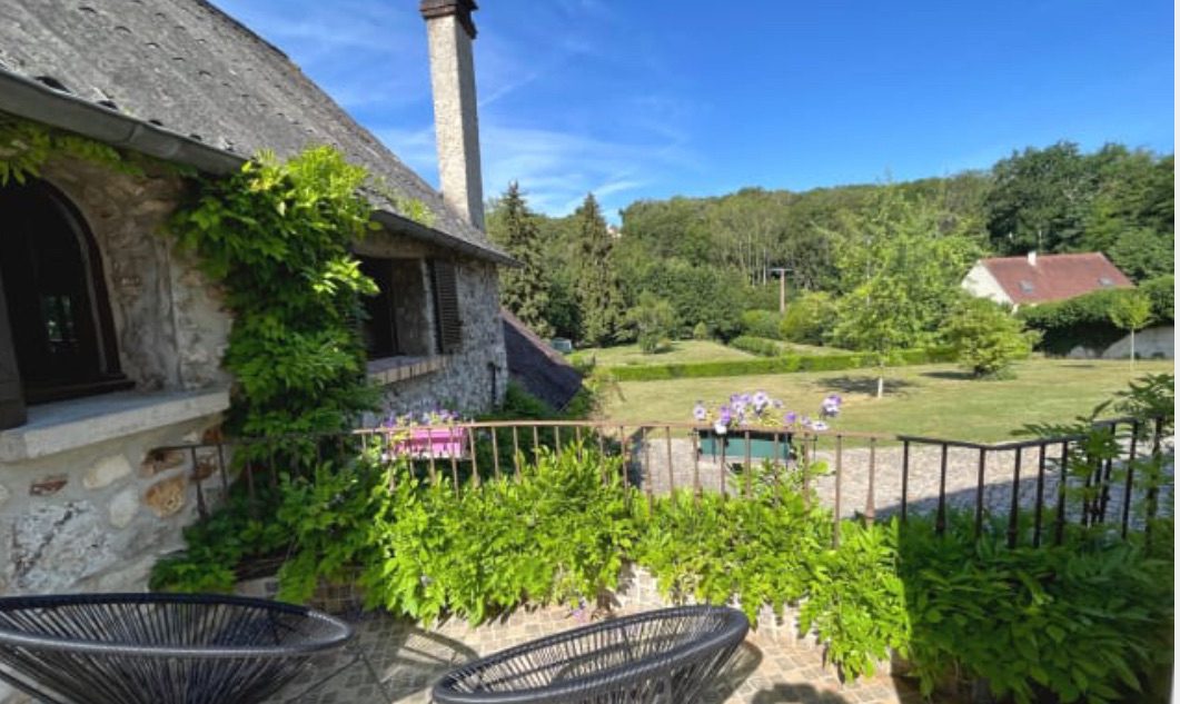 Dépaysement assuré aux portes de la Champagne est une maison d'hôtes gay friendly à Brasles dans Aisne