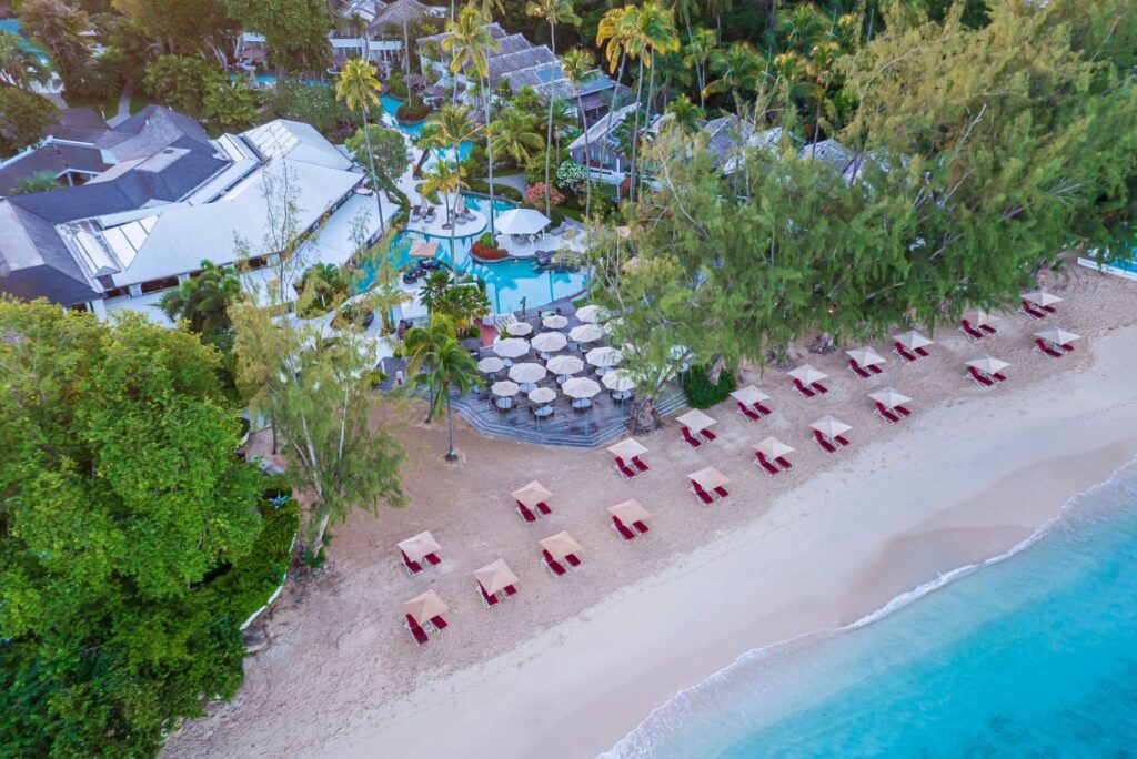Faites-vous plaisir en séjournant à le Colony Club by Elegan Hotels