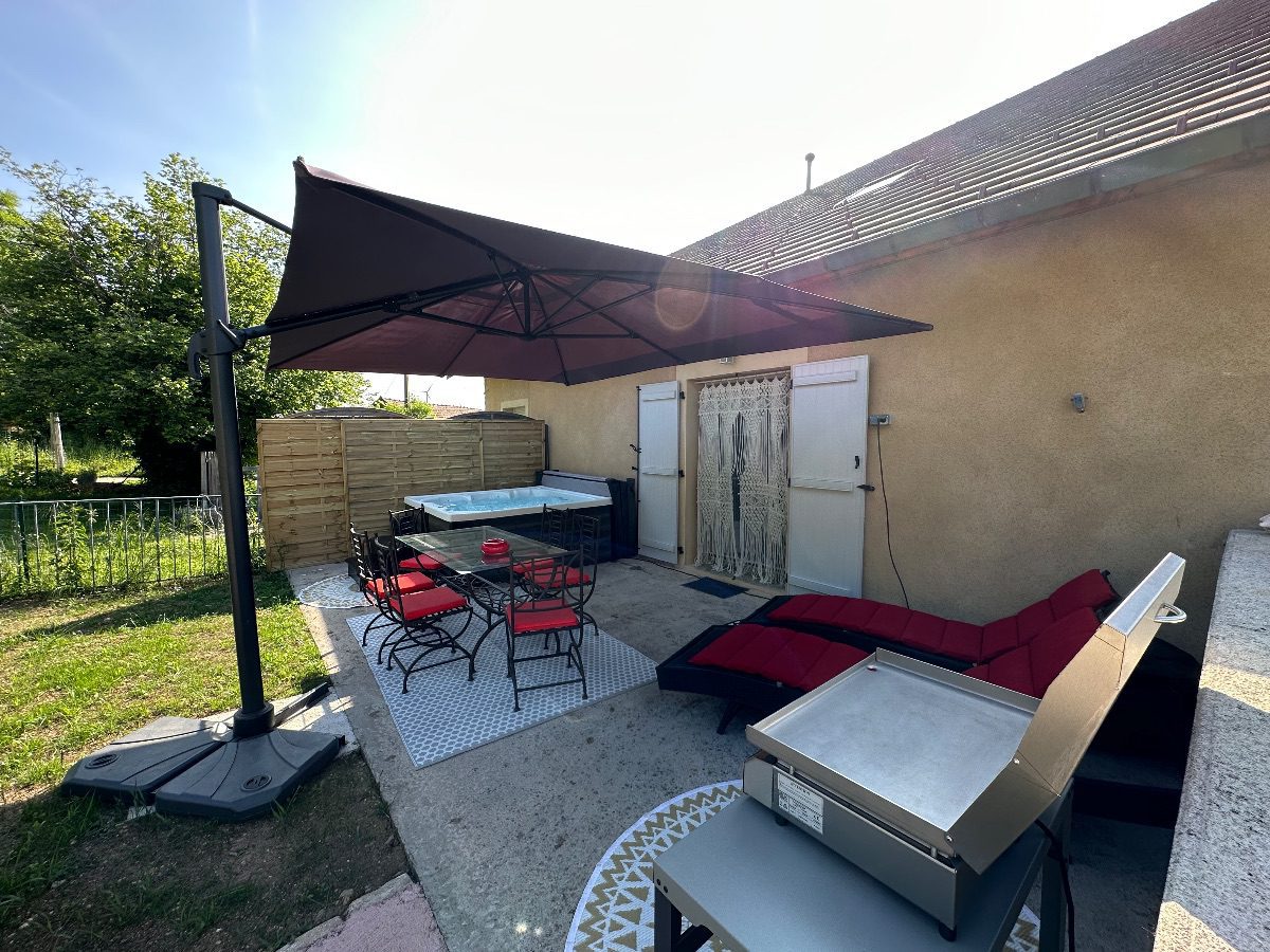 Gîte Chamole est un gîte gay friendly au coeur du Jura entre Comté et Vin Jaune