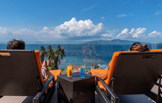 Lalaguna-Villas-Luxury-Dive-Resort-Spa-Terrace
