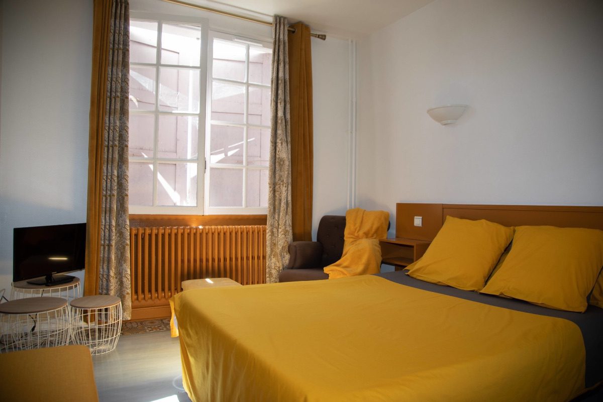 Le Grand Amiral est une maison d'hôtes gay friendly à Valromey sur Séran dans l'Ain