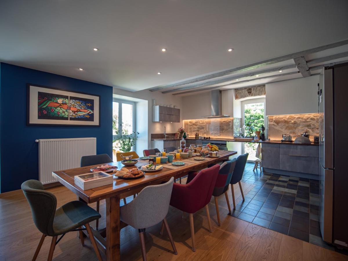 Villa Marcausi est une maison d'hôtes gay friendly à Lissac et Mouret dans le Lot