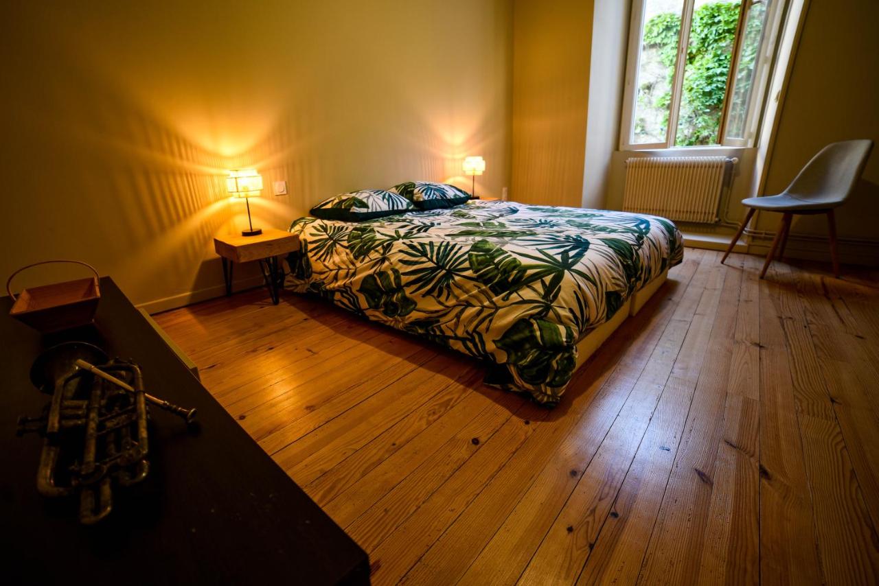 Que vous soyez en vacances ou en voyage d’affaires, Amañi Hostel – La Réole peut rendre votre séjour parfait !