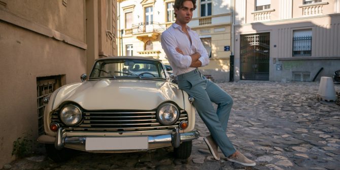 Roulez Vers l’Aventure : Guide Luxueux des Meilleures Escapades LGBT dans le Sud de la France