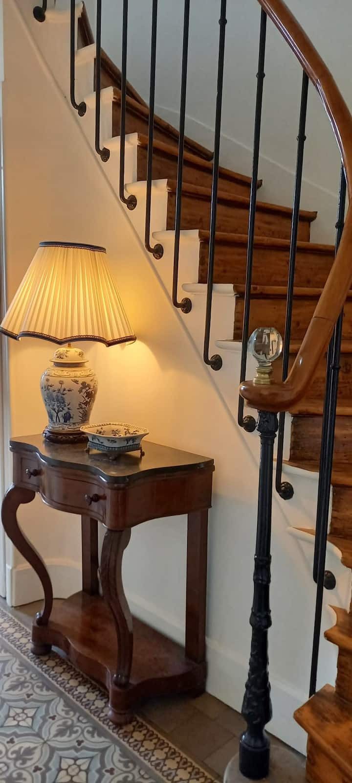 06dd76bc-e9f4-4aac-82b6-fbbdcad7