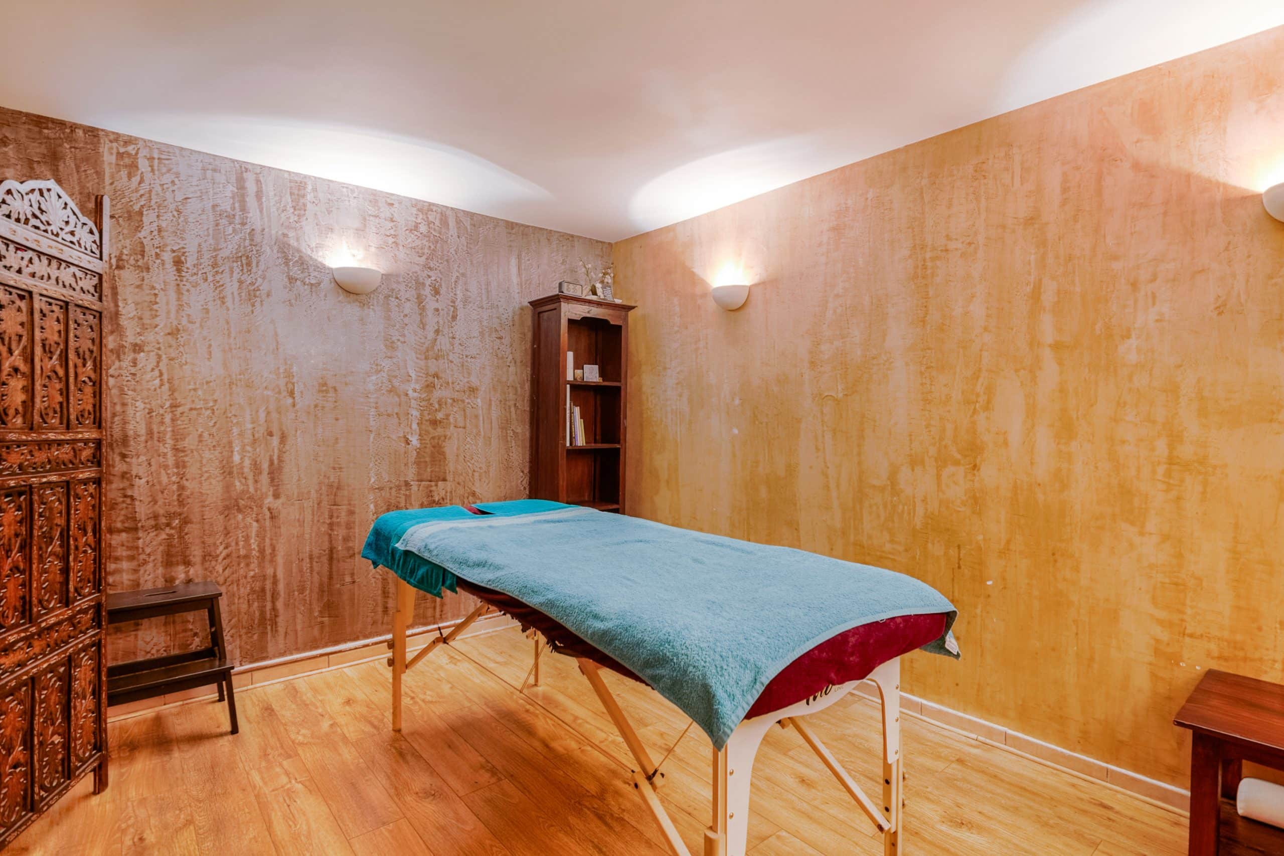 xavier-coach-naturopathe-massages-originaux-scaled