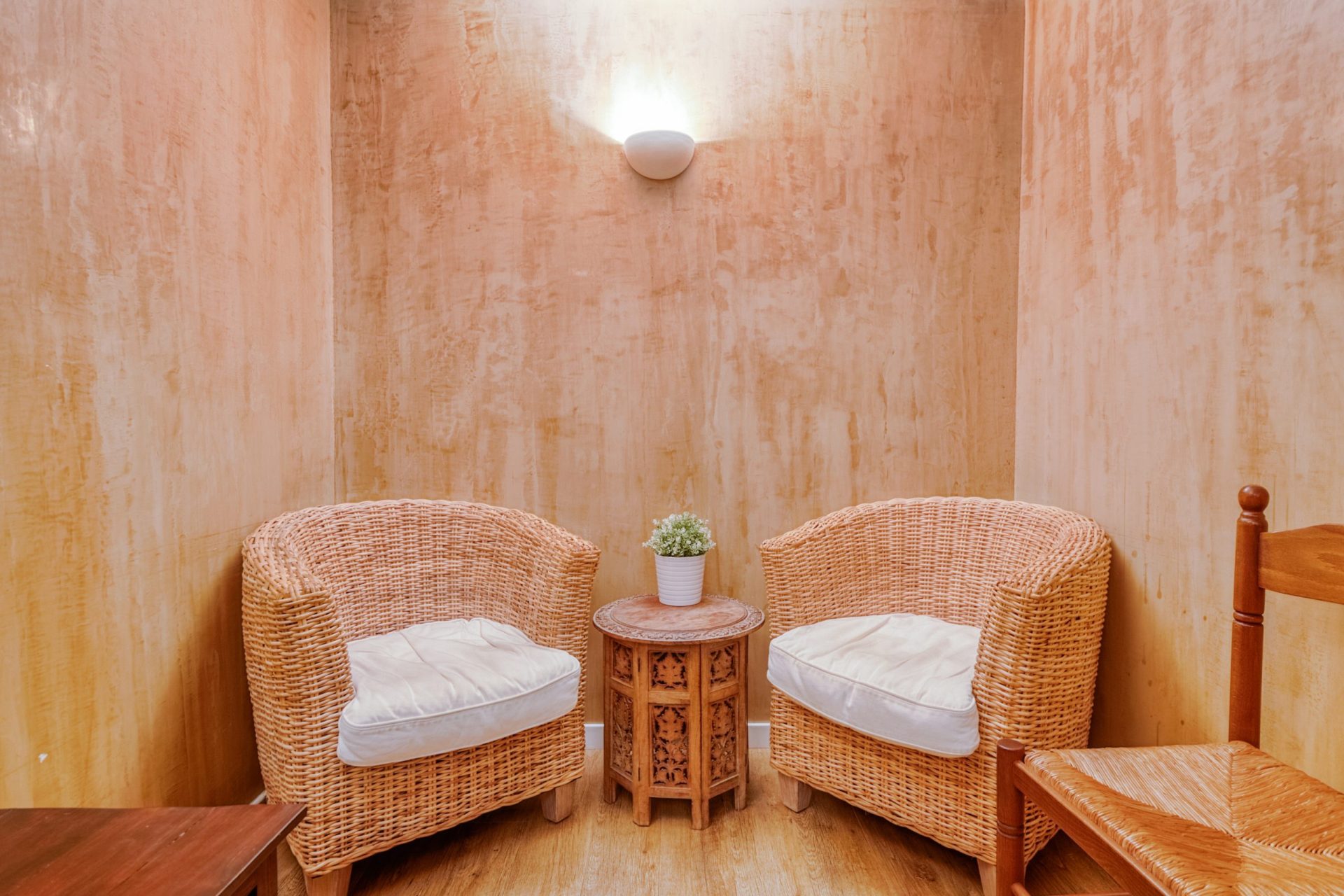 xavier-massages-originaux-5793779-scaled