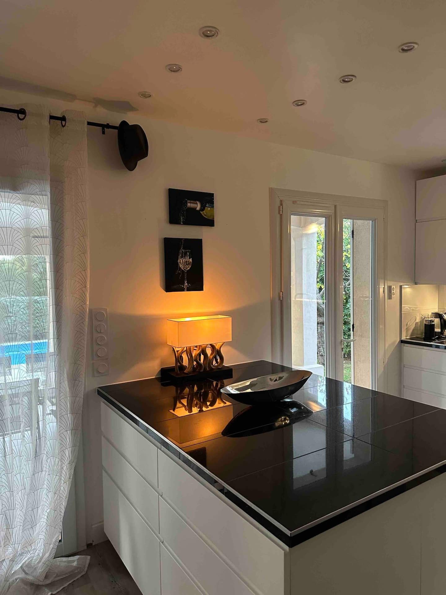 0665d037-9fb3-44bb-b8a3-1afe4e11