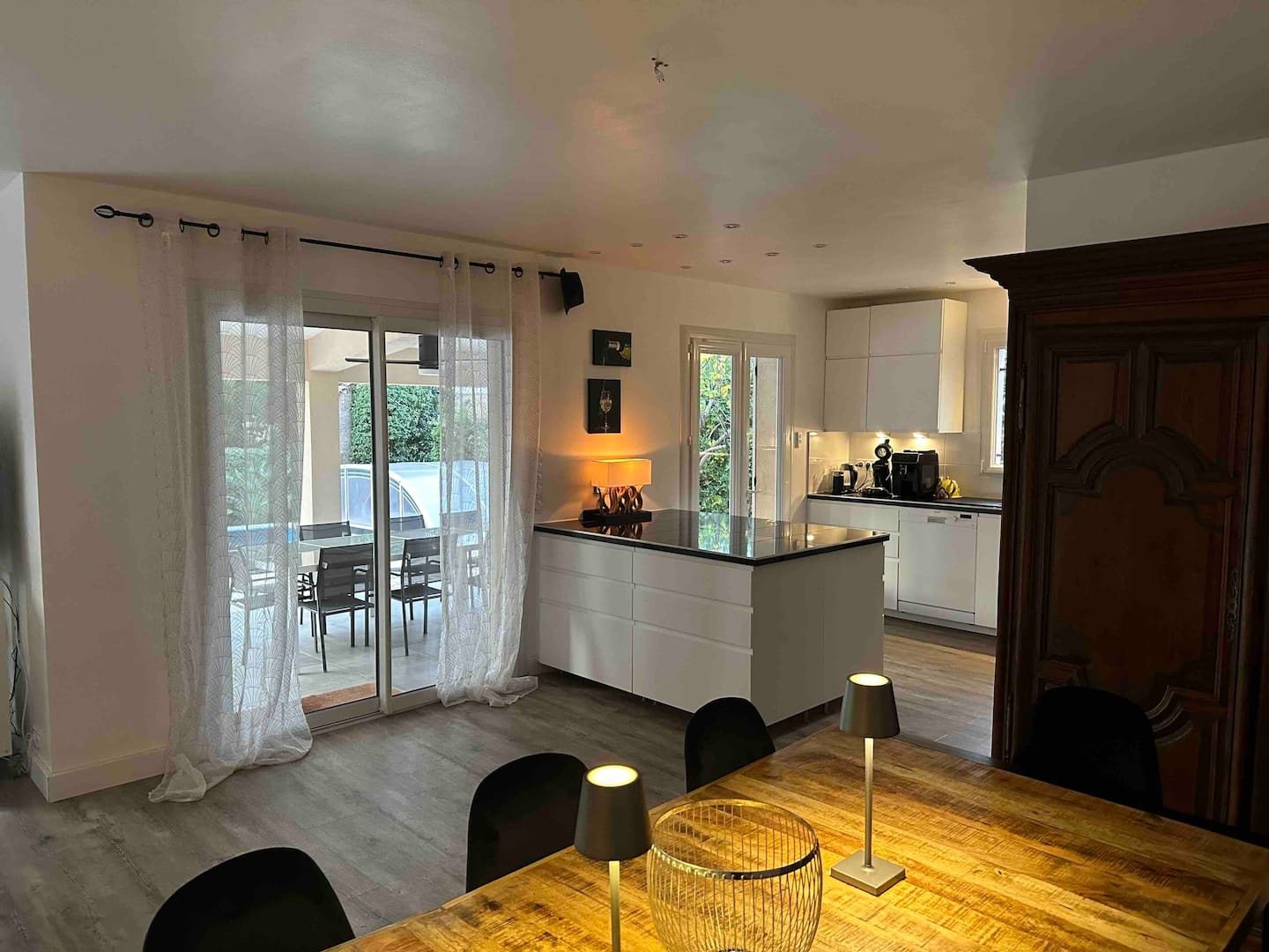 77cb913e-f4d9-4d91-87b6-b4d38e54