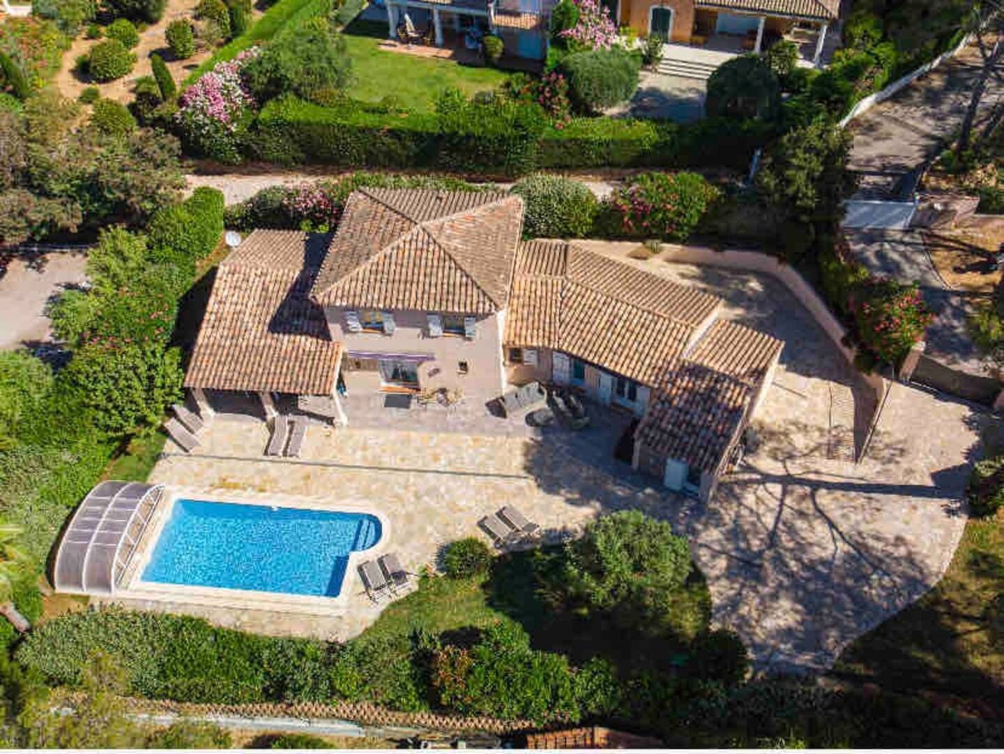 8714b704-77bb-4f0e-832d-f81f7375