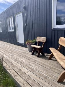 Cottage – outside (1)