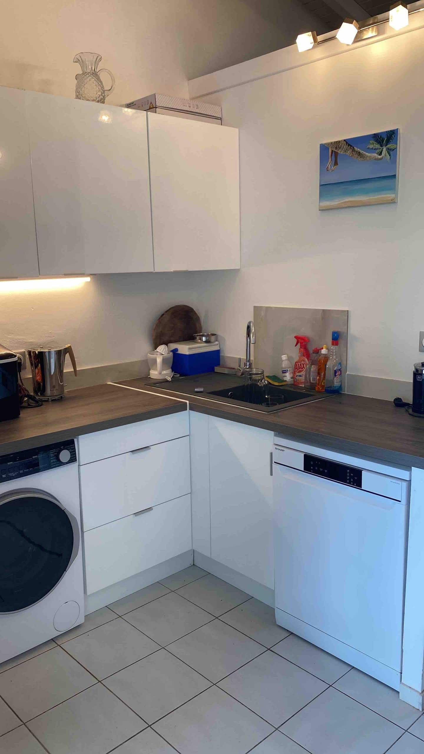 d871be37-e976-42ad-a8d4-2c1a7d5a