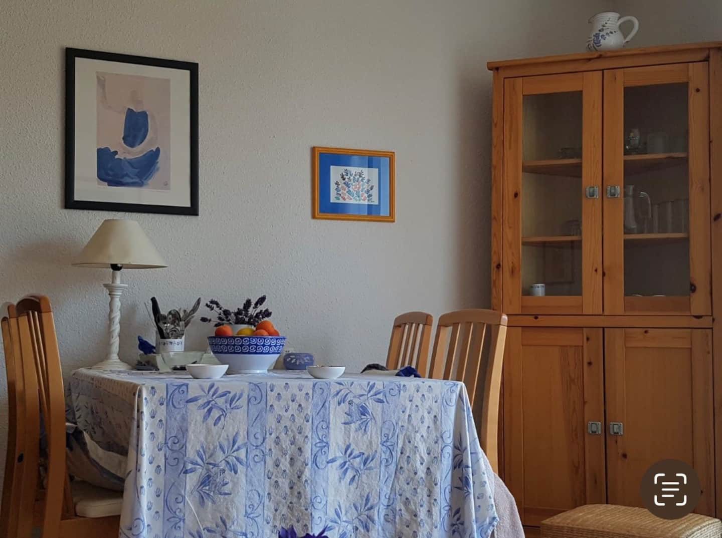 d8f9711c-2c44-4351-bf79-b627a006