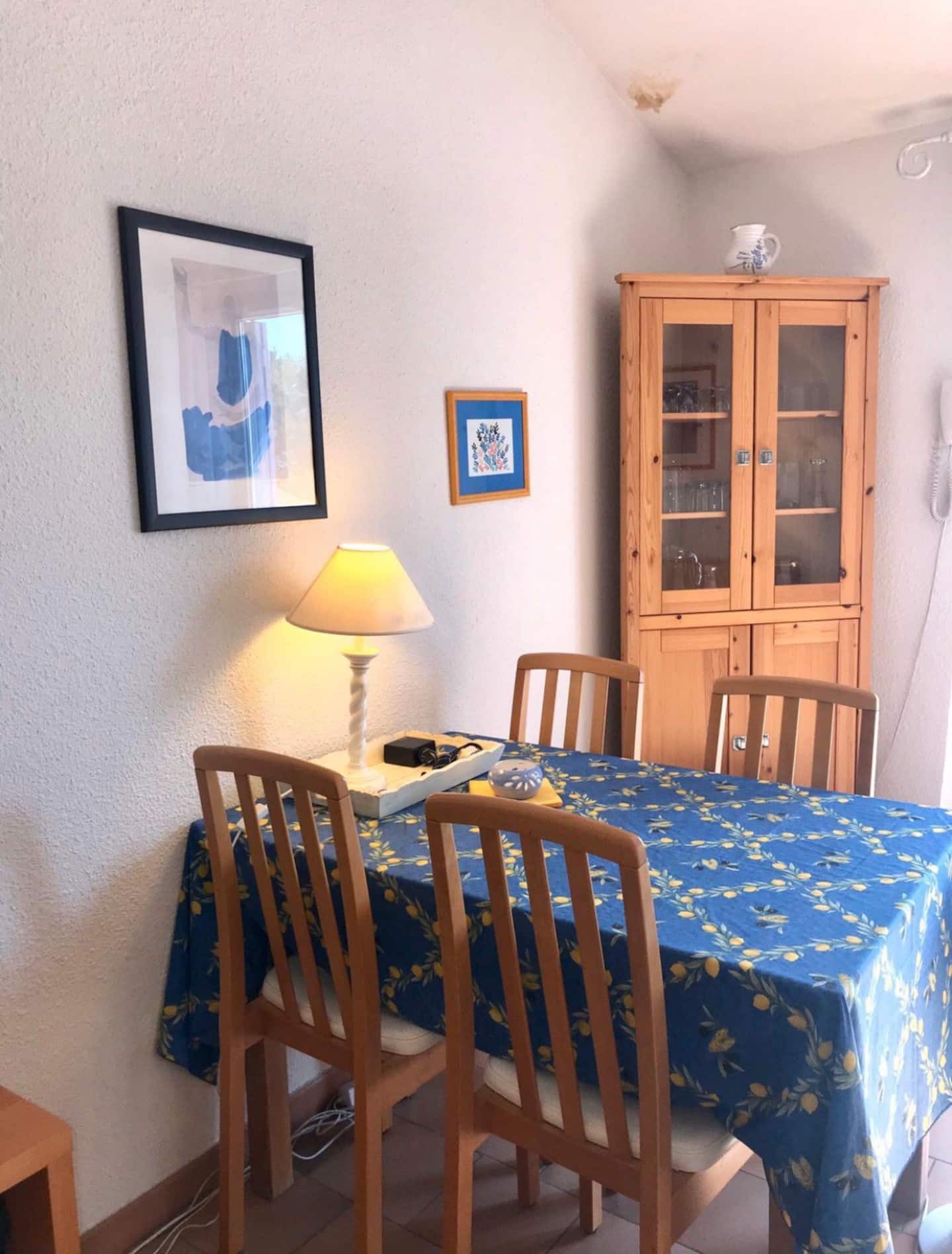 ee5d712f-686a-4c40-a185-fdddd40d