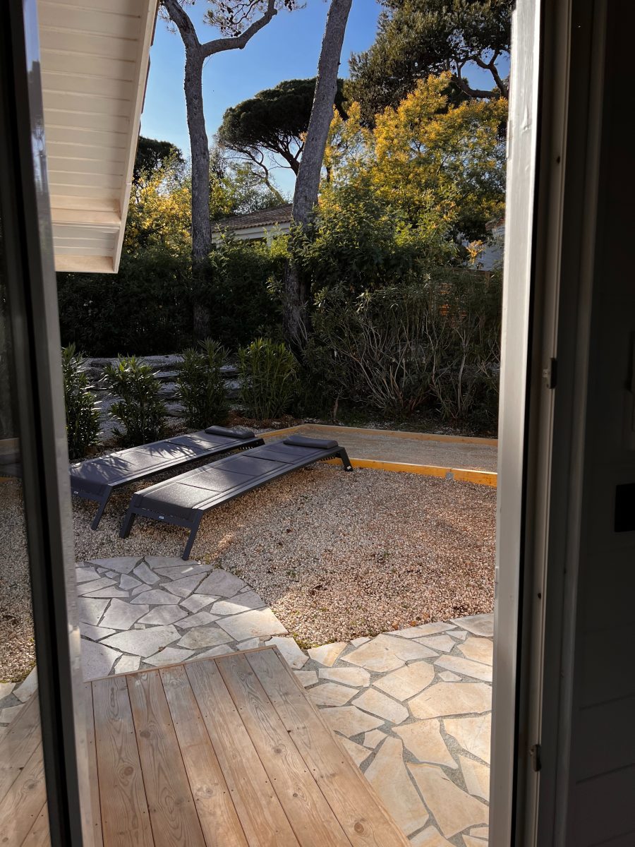 FD6A201E-C2D3-485F-A9EB-A46267A9