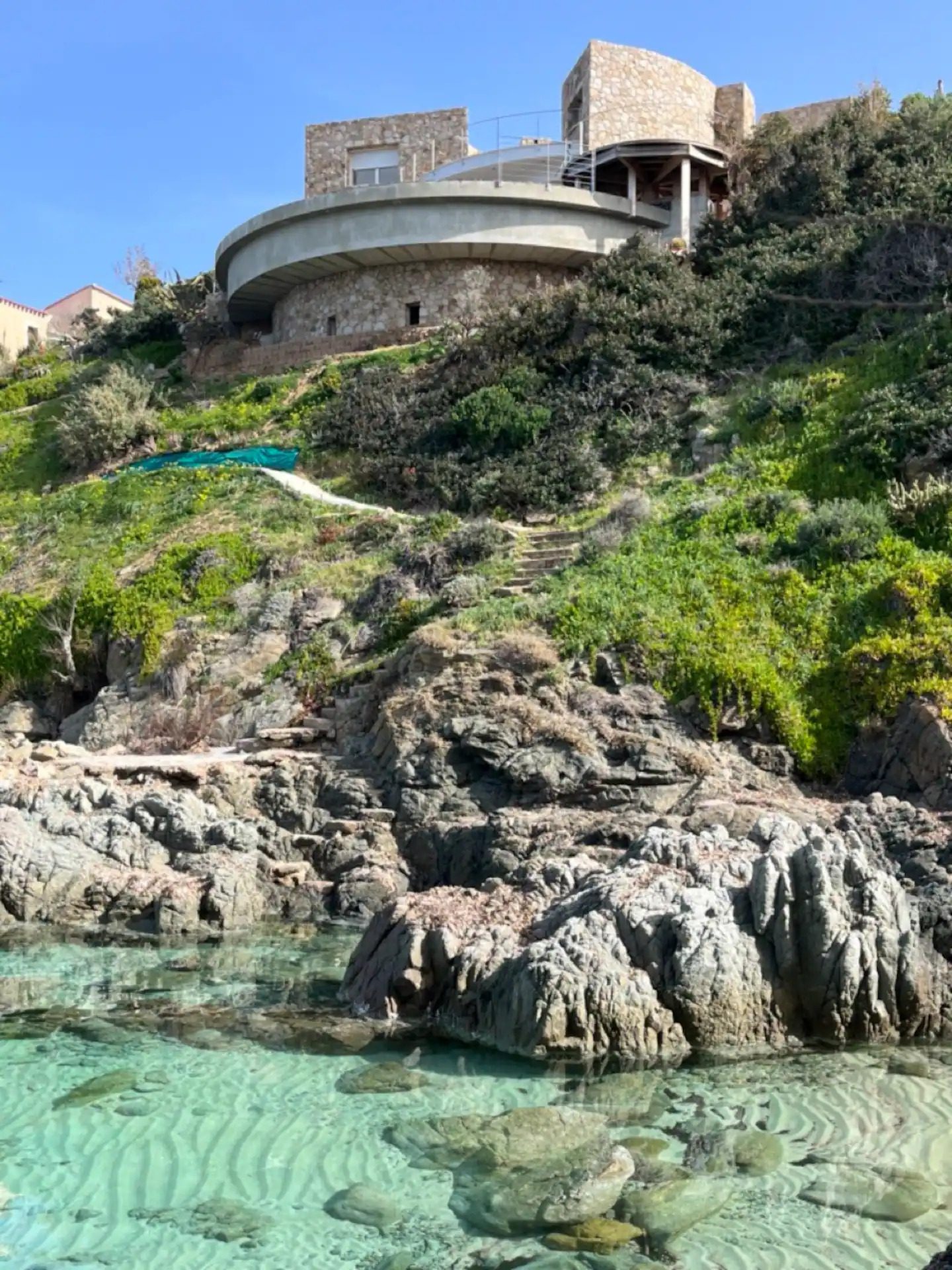 villa-vue-de-la-crique-548d6415df00e6591d3597d6436c1e85