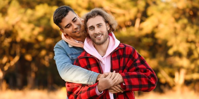Les meilleurs plans de voyage gay friendly pour l’automne