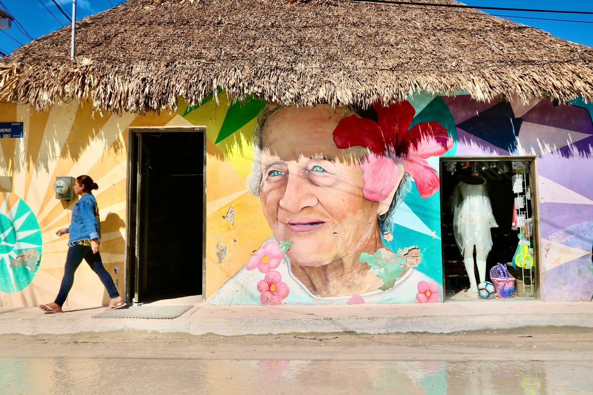 Se promener dans le village de Holbox
