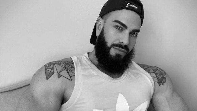 Facetune_06-05-2026-17-11-36