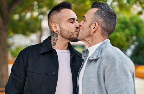 Planifier l’escapade gay ultime : conseils pour des vacances sûres et fabuleuses
