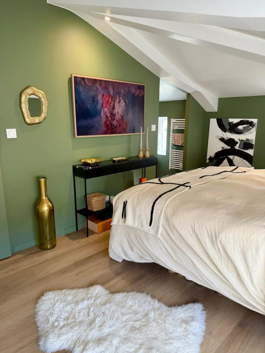 ac81cc42-6d7f-457d-976b-40d5c311f908