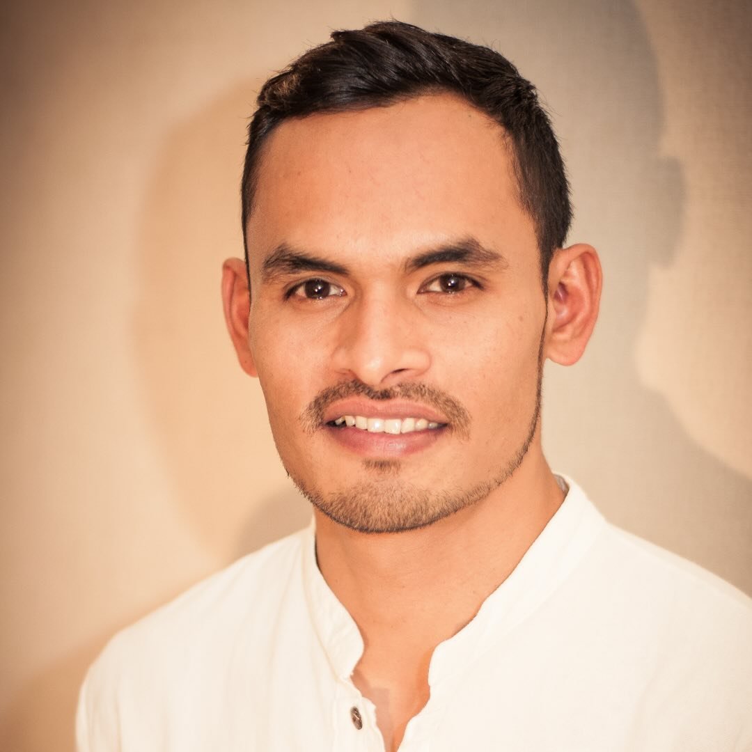 host photo