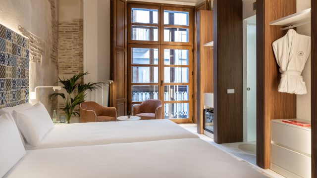 10 – Axel Hotel Valencia – Twin Premium Superior Room