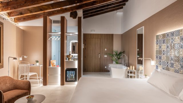 13 – Axel Hotel Valencia – Junior Suite Room