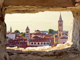 Quoi faire et quoi visiter à Zadar, entre histoire, mer et ouverture LGBTQ+