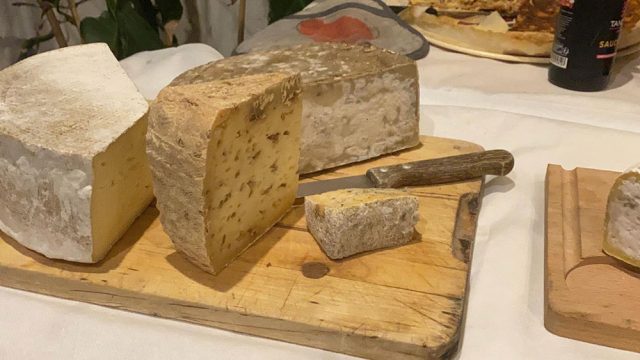 95ec02e3-6a42-4f36-b2de-0028e0263734maison-monts-bleus-restaurant-cevennes