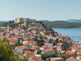 La Forteresse Saint-Michel de Šibenik : sentinelle de pierre face à l’Adriatique