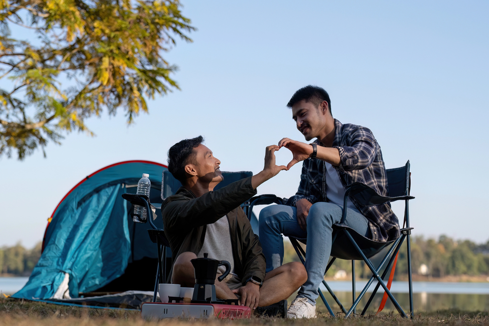 Les plus belles destinations gay friendly de France pour y faire du camping gay
