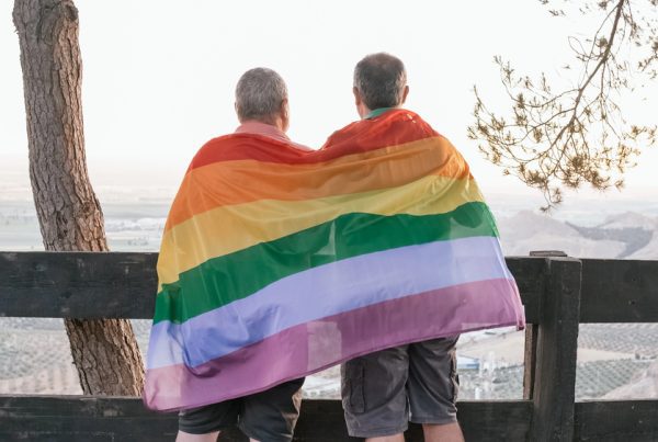 Voyage gay senior : les pays les plus accueillants et sécurisés au monde