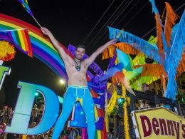 Le glamour au creux de la main : Prolonger l’élégance de Las Vegas au-delà du Strip