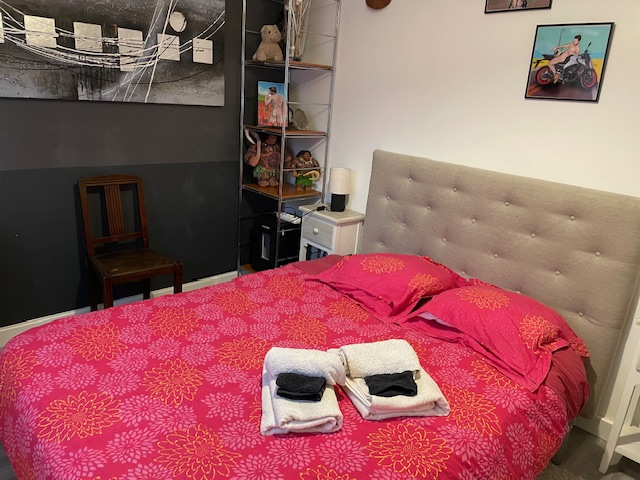 1 chambre avec 1 lit a 140
